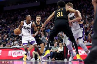 球队主教练 球队主教练